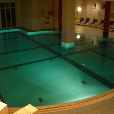 Privates Doppelzimmer Im Ahornhof Hotel